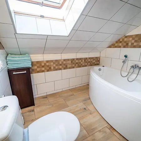 Nad Jeziorem アパート